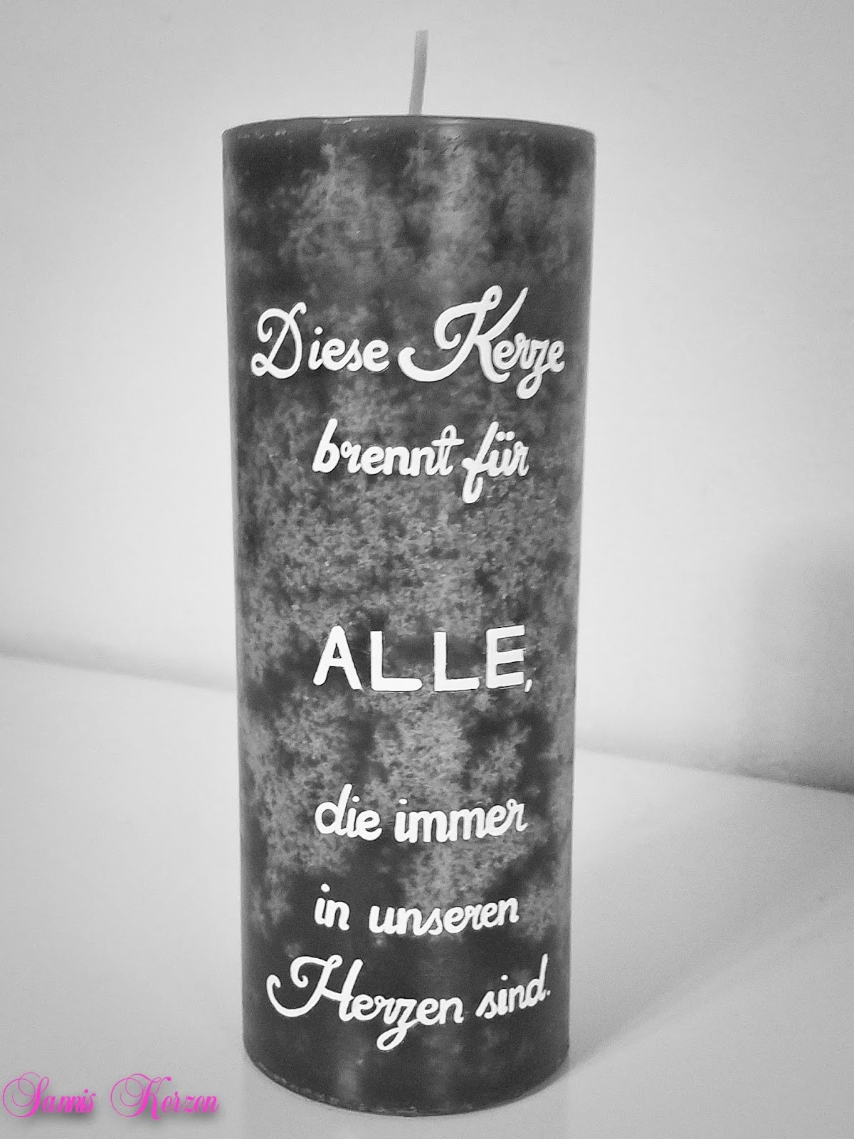 Hochzeit Gedenkkerze für Verstorbene "Text" in der Farbe grau  für nur  22,50 €
