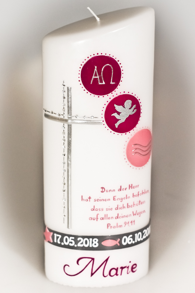 Taufkerze Zeichen mit Taufspruch und Strasskreuz ovl abg. in der Farbe weiß  für nur 45,50 €