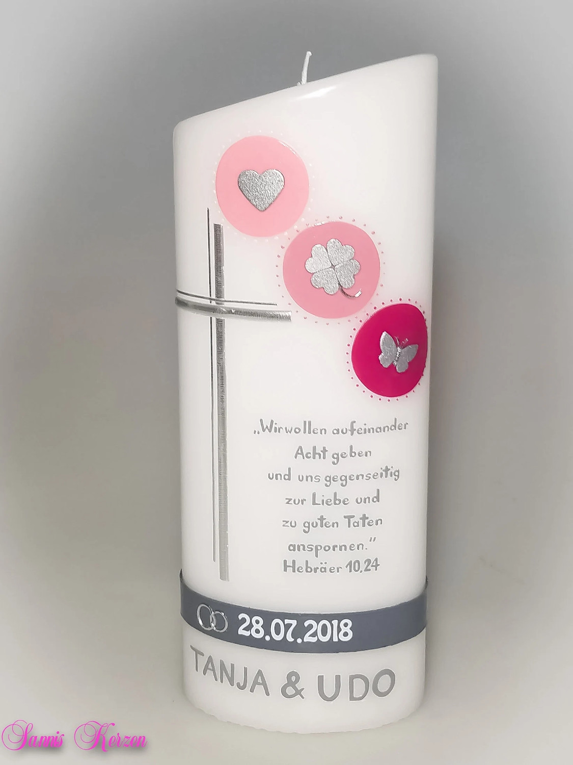 Taufkerze Zeichen mit Taufspruch oval abg.