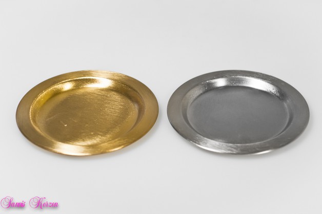 Metallteller silber / gold für nur  6,00 €